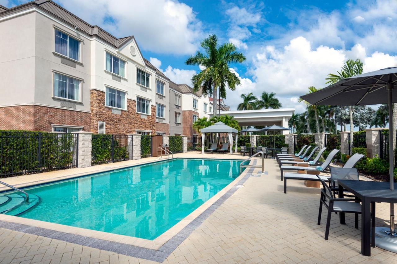 Courtyard By Marriott Sarasota At University Town Center Desoto Lakes Exterior foto