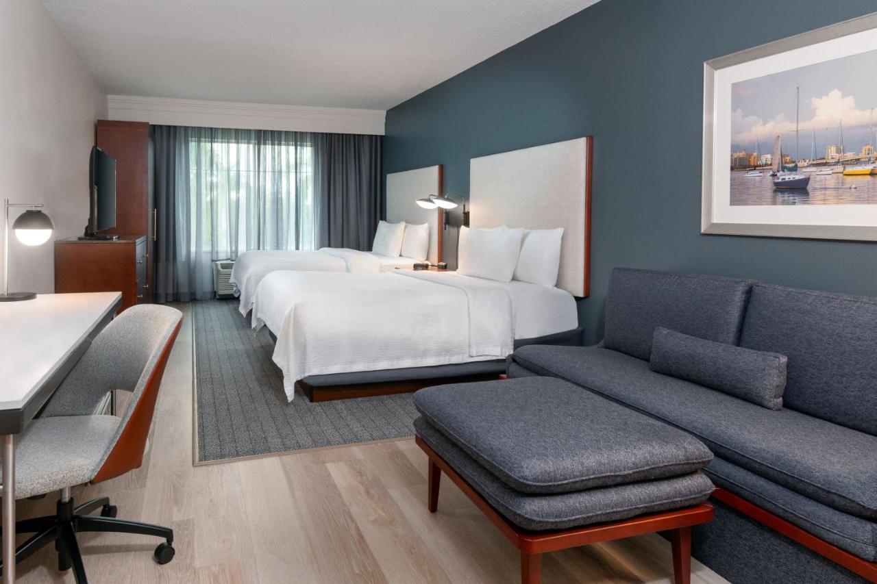 Courtyard By Marriott Sarasota At University Town Center Desoto Lakes Exterior foto