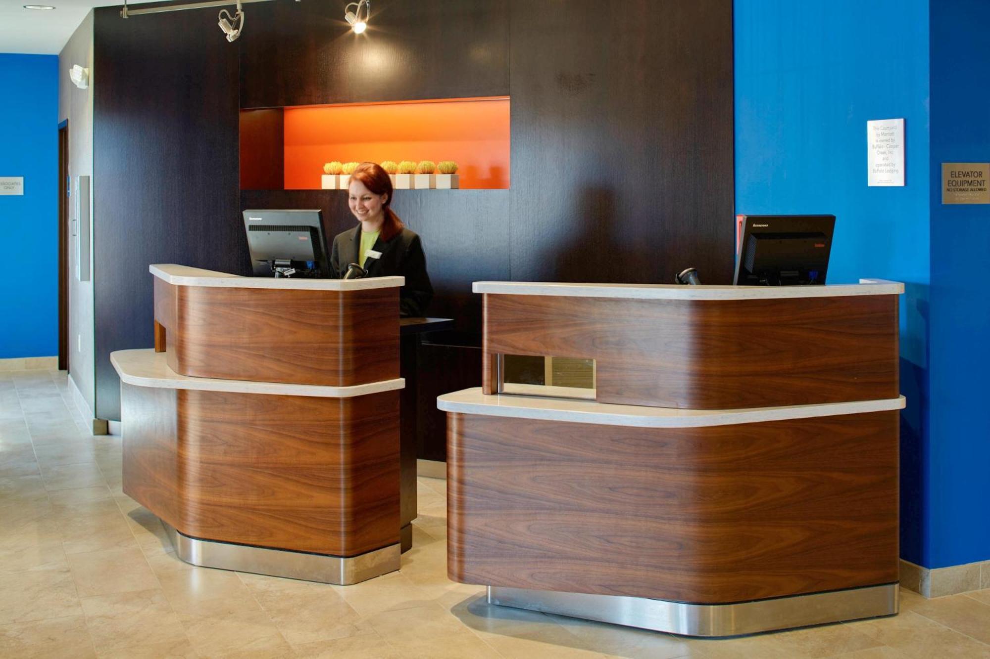 Courtyard By Marriott Sarasota At University Town Center Desoto Lakes Exterior foto